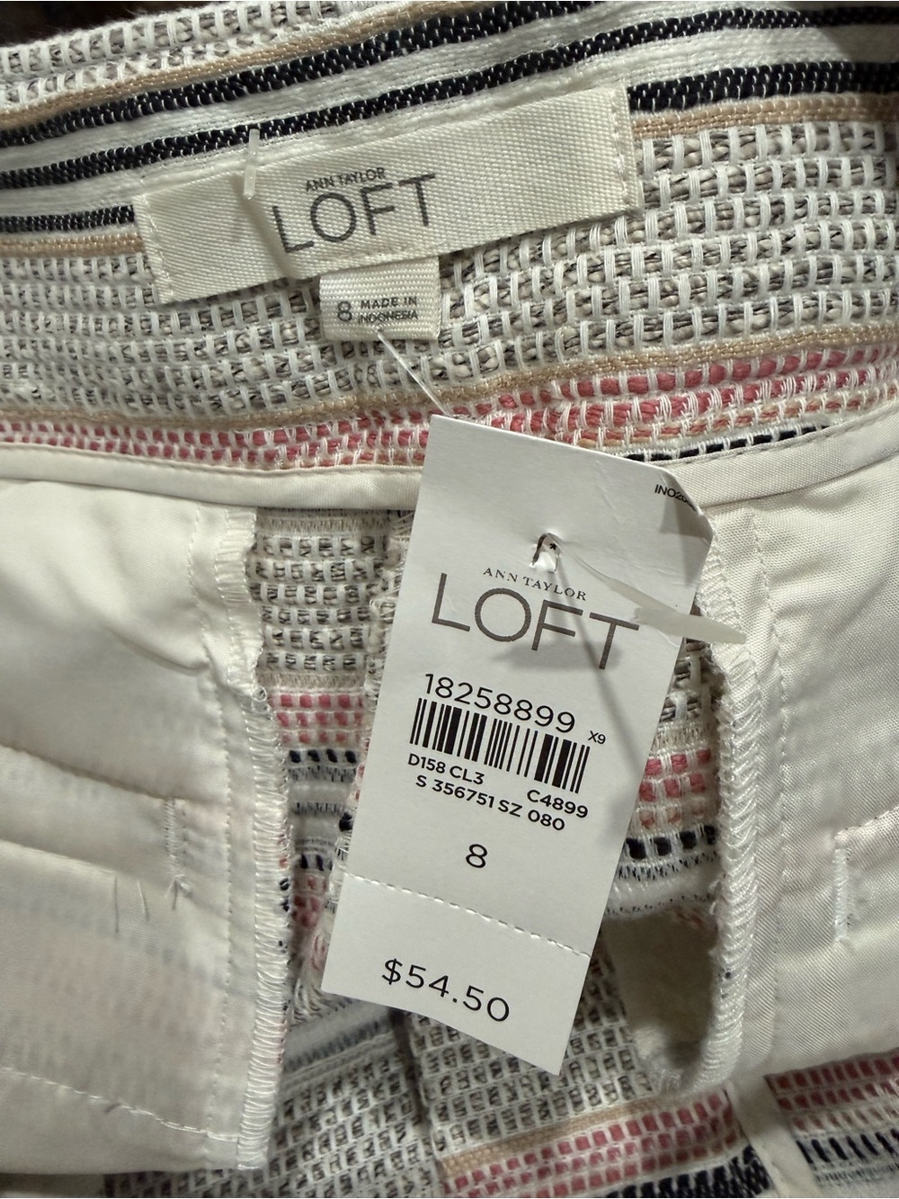 NWT LOFT The Riviera Textured Striped Tweed Shorts Pink Black Tan Size 8 Preppy - Picture 3 of 8